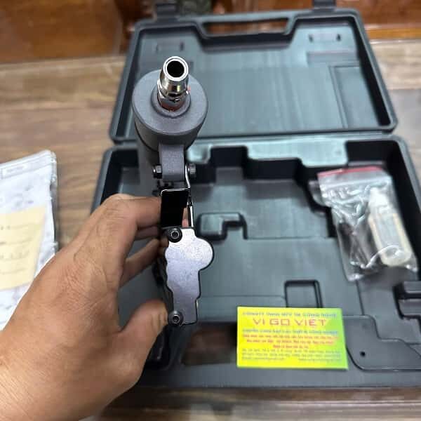Dụng cụ bắn đinh YAT-630 Yunica