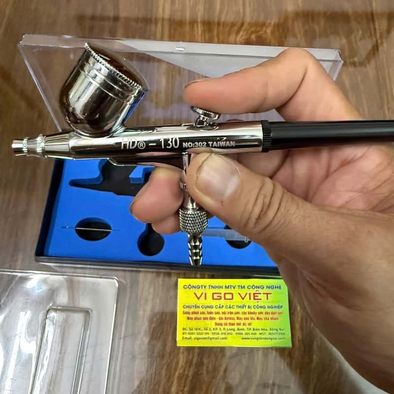 Bút vẽ mỹ thuật HD130 Royalmax
