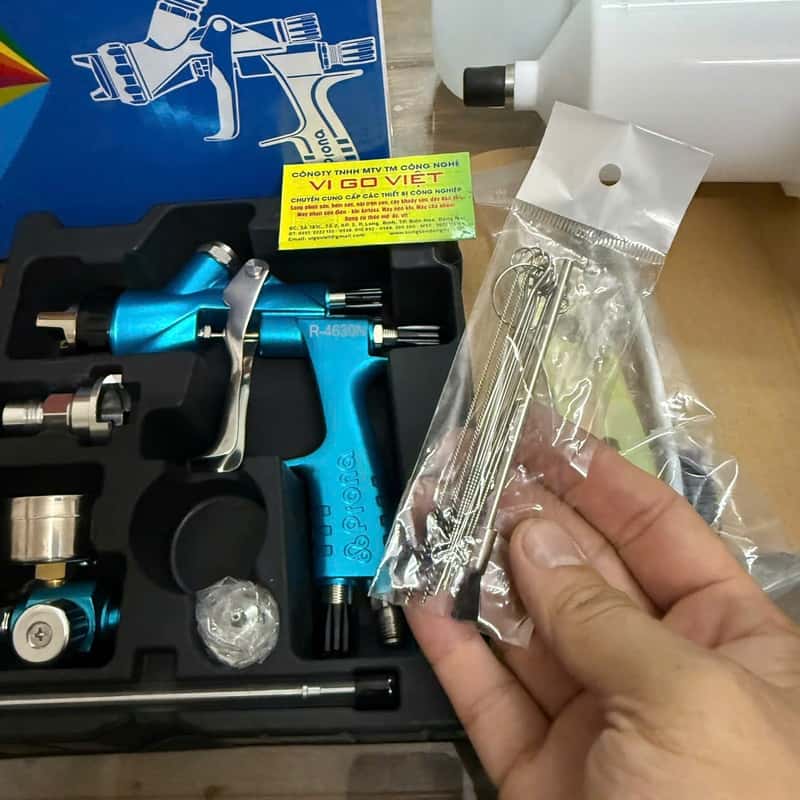 Dụng cụ vệ sinh súng phun sơn R-4630N