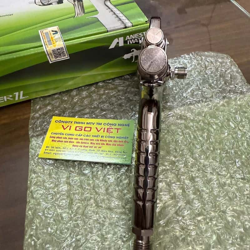Súng phun sơn Wider1L-2-12J2G Iwata Nhật Bản